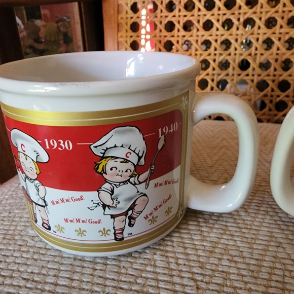 Campbell's Through The Years Mugs (set of 2) - Picture 4 of 6